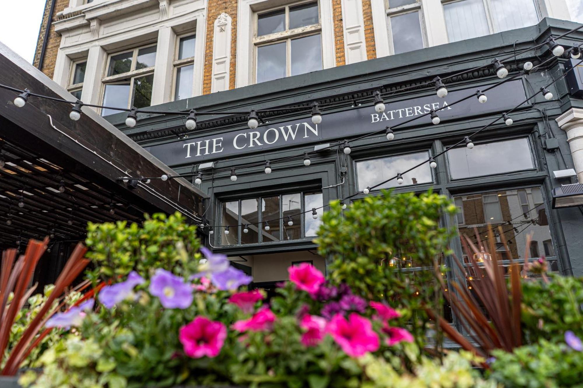 Publove @ The Crown, Battersea Londen Buitenkant foto