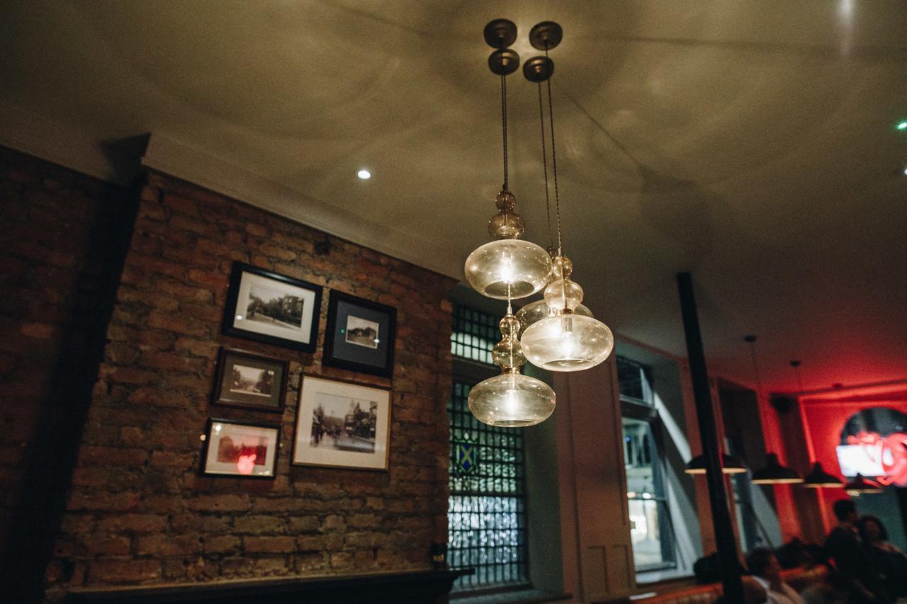 Publove @ The Crown, Battersea Londen Buitenkant foto