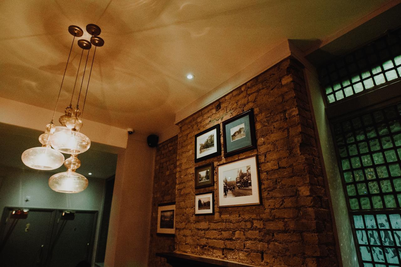 Publove @ The Crown, Battersea Londen Buitenkant foto